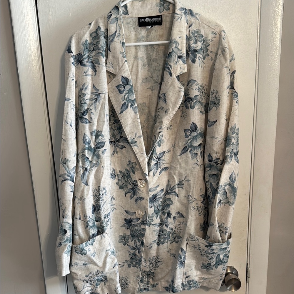 Sag Harbor Women's Blue Floral Linen Blazer